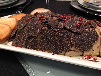 Foie gras "maison" aux truffes noires fraîches